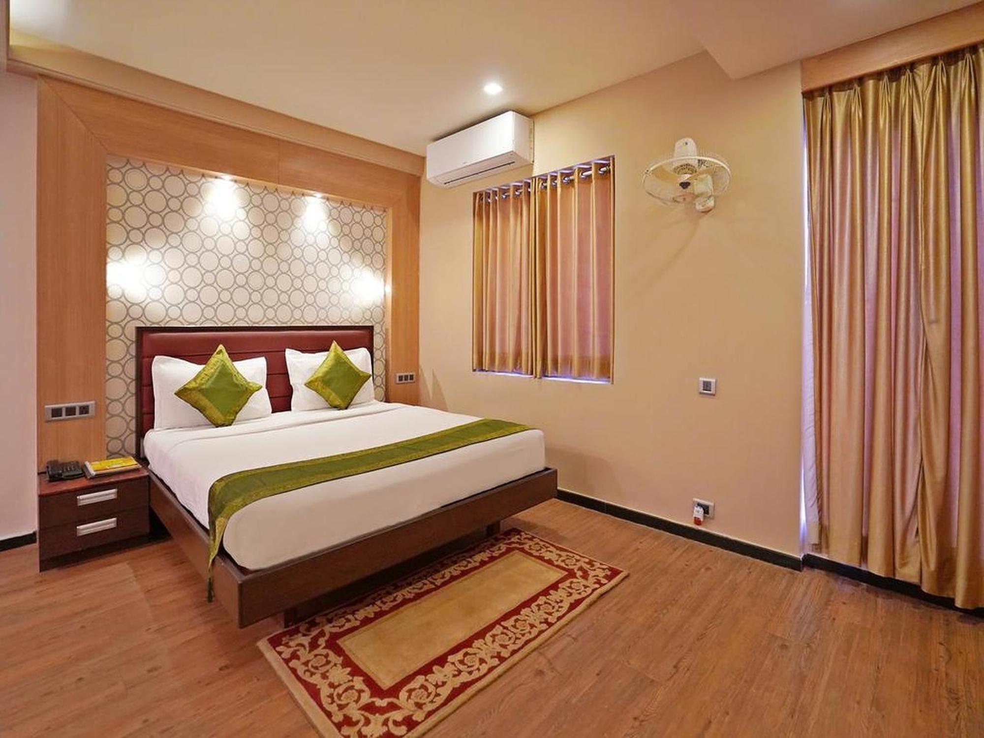 Gold Coast Beach Resort Puri Kültér fotó